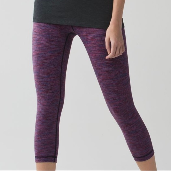 lululemon athletica Pants - Lululemon Wunder Under Crop Legging